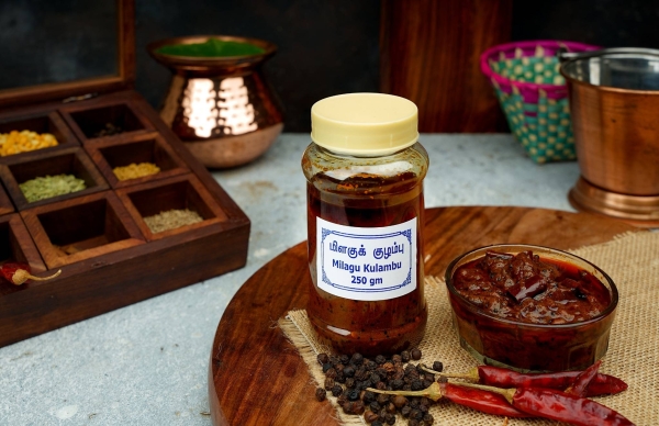 PEPPER KUZHAMBU MIX 250 GMS